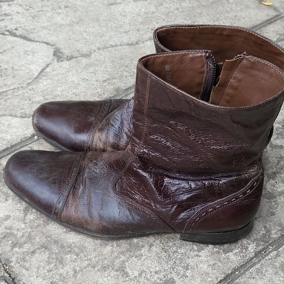 Boots designer - Picture 2 of 4